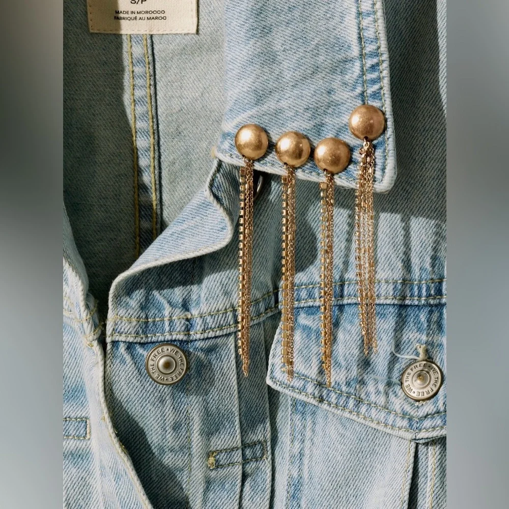Free People Brandy fringe pin set Gold Brooch with Dangle Chains - Picture 3 of 7